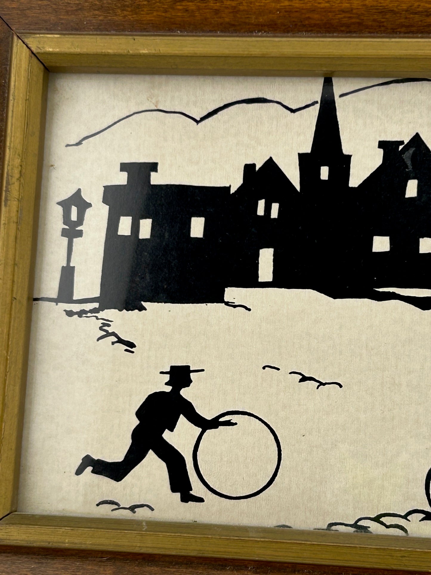 Vintage Framed Silhouette with Family