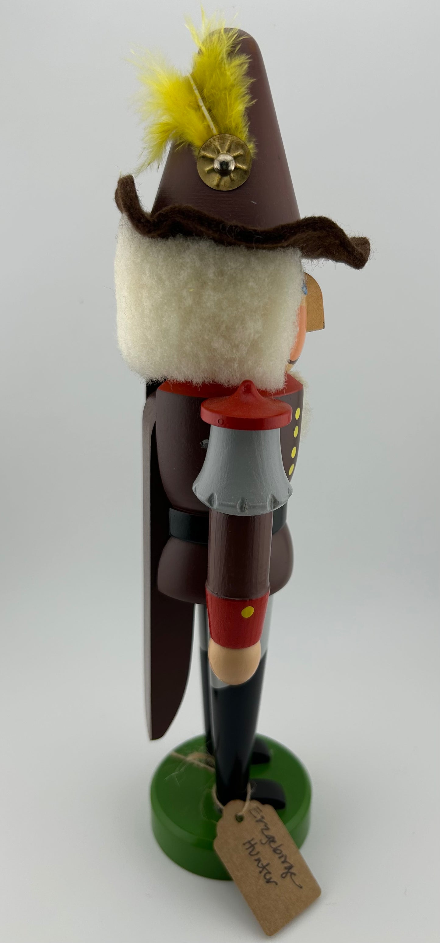 Erzgebirgische Expertic Hunter Nutcracker with Knife
