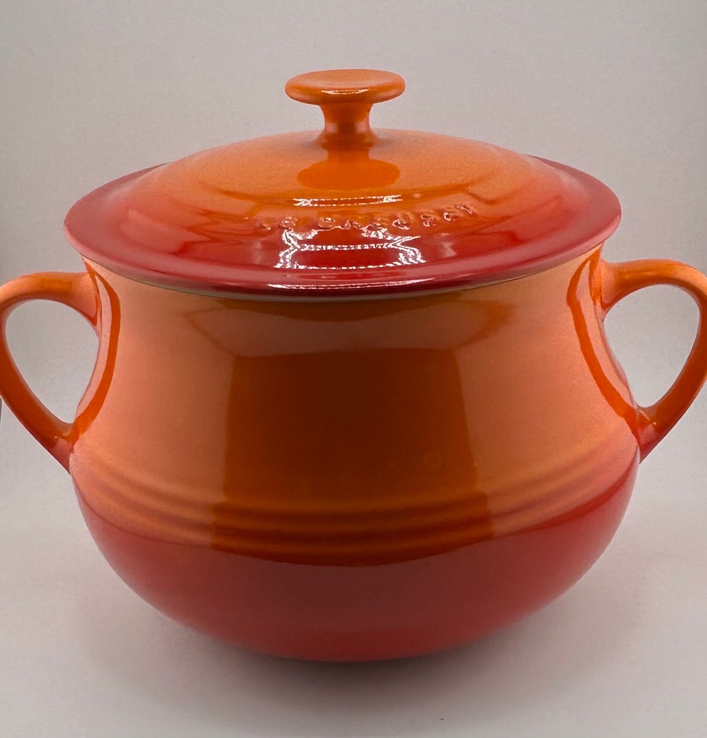 Le Creuset Heritage 4 QT Stoneware Bean Pot