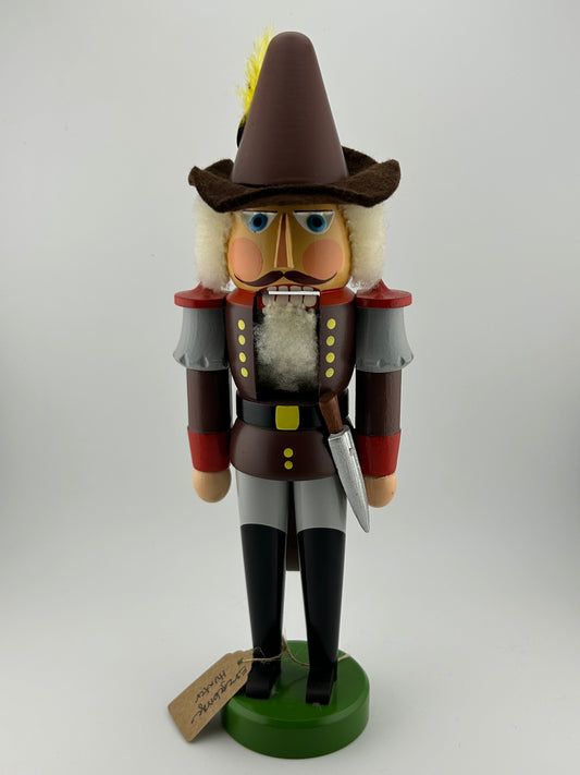 Erzgebirgische Expertic Hunter Nutcracker with Knife