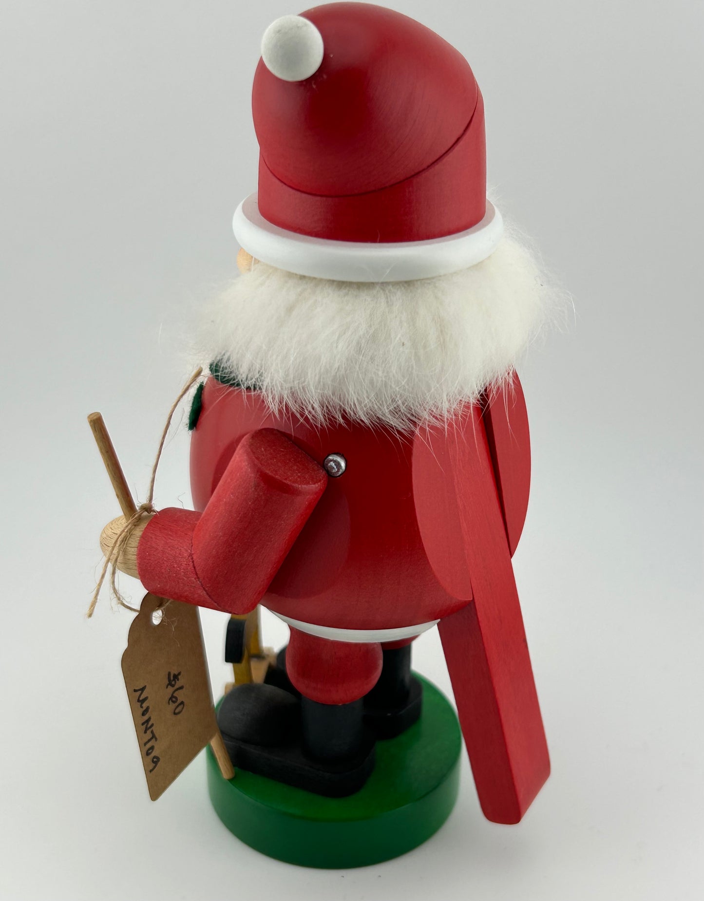 Erzgebirgische Volkskunst Santa Nutcracker