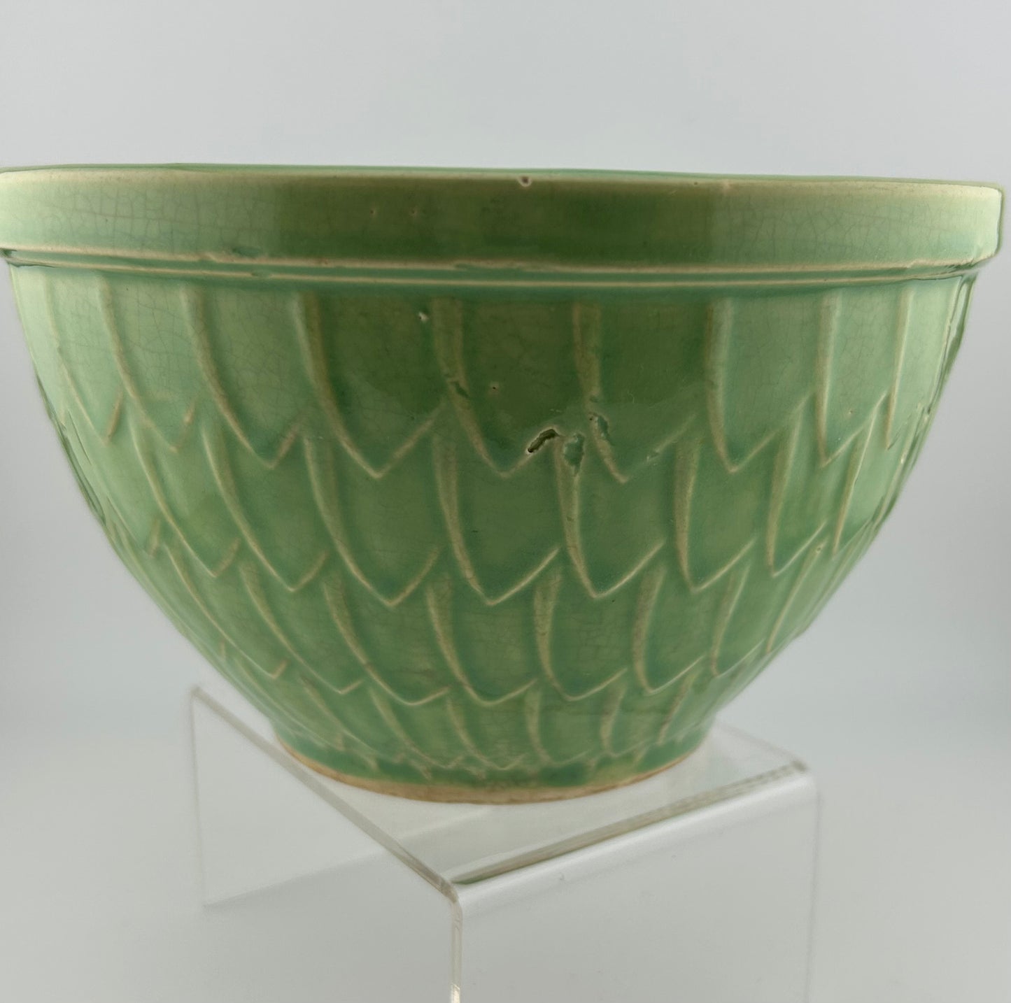 McCoy Pottery Green Fish Scale 7 1/8” Mixing Bowl (as found)